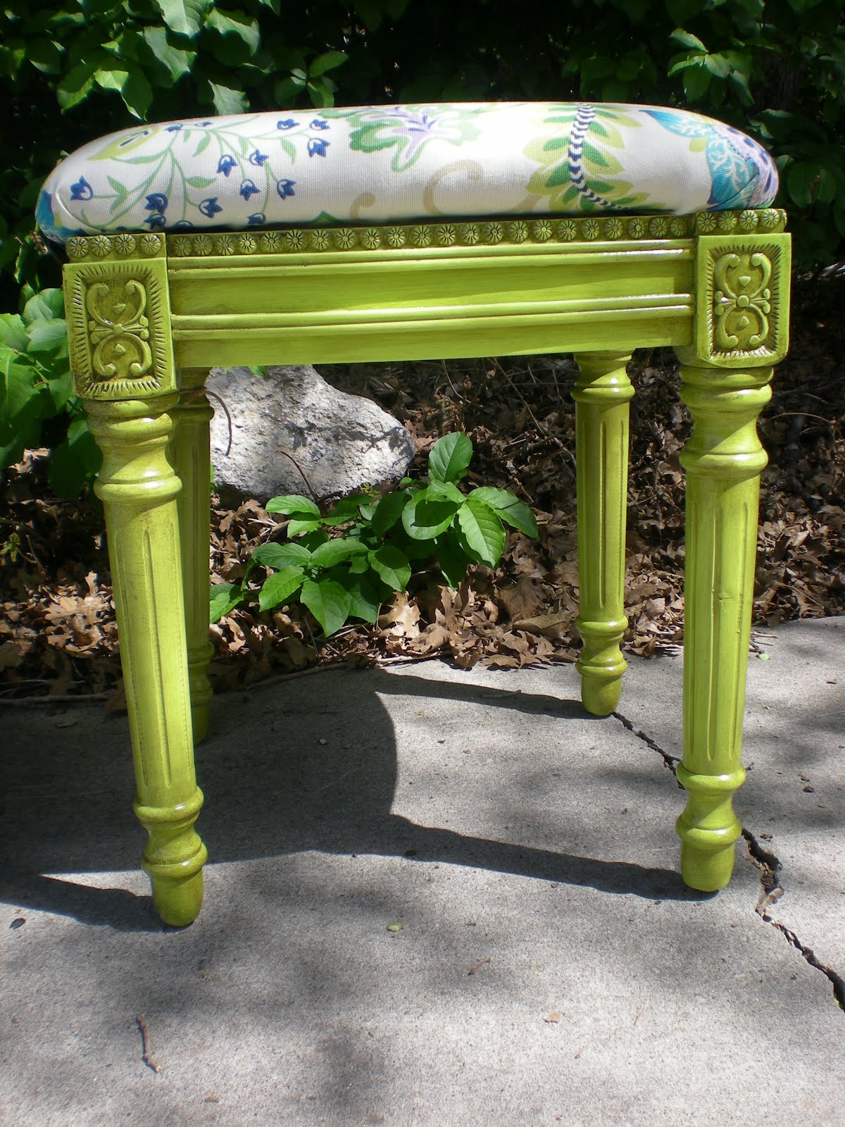 JenNY & AShlEY's ReDOs LIME GREEN STOOL