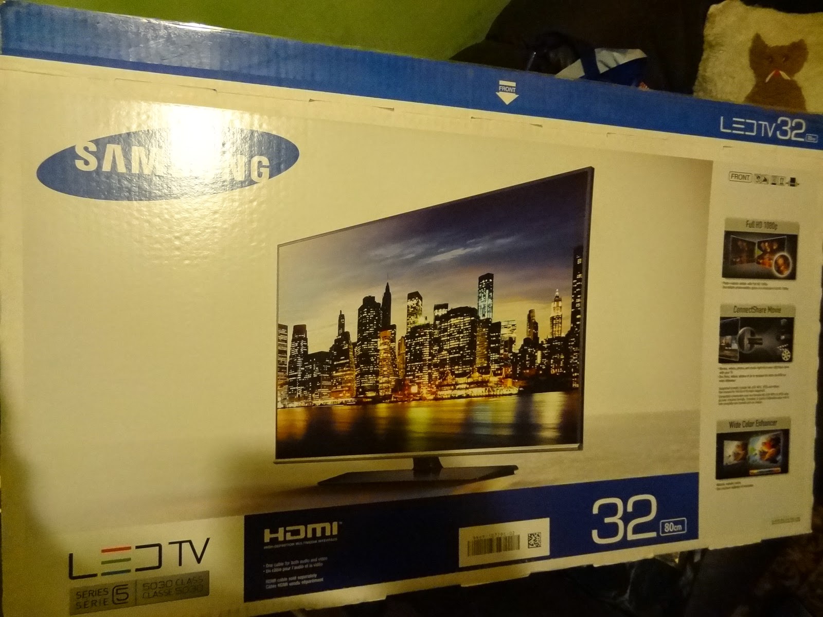 Samsung UE-32H5030 box Samsung UE-32H5030 packaging