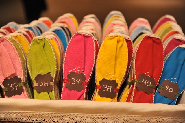 Alpargatas para invitadas de boda colores