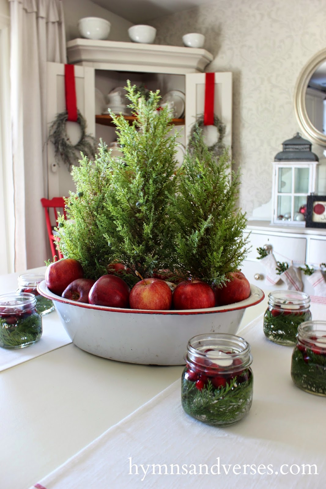 hymns and verses 2014 christmas home tour white feather christmas garland