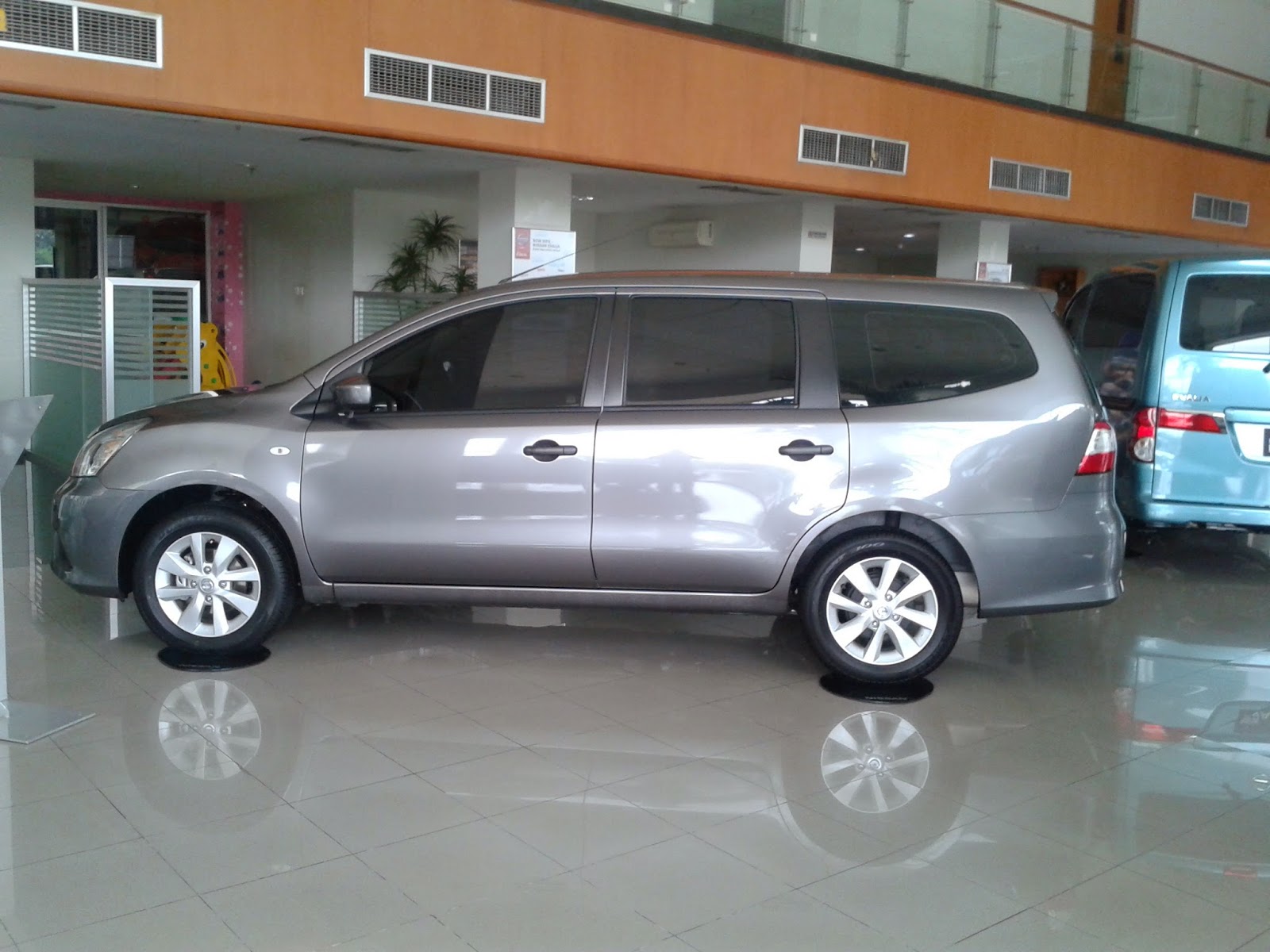 interior nissan grand livina nissan grand livina harga nissan kredit promo mobil interior nissan grand livina nissan grand livina harga nissan kredit promo mobil