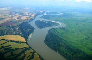 8 Besar Sungai Terpanjang Di Dunia