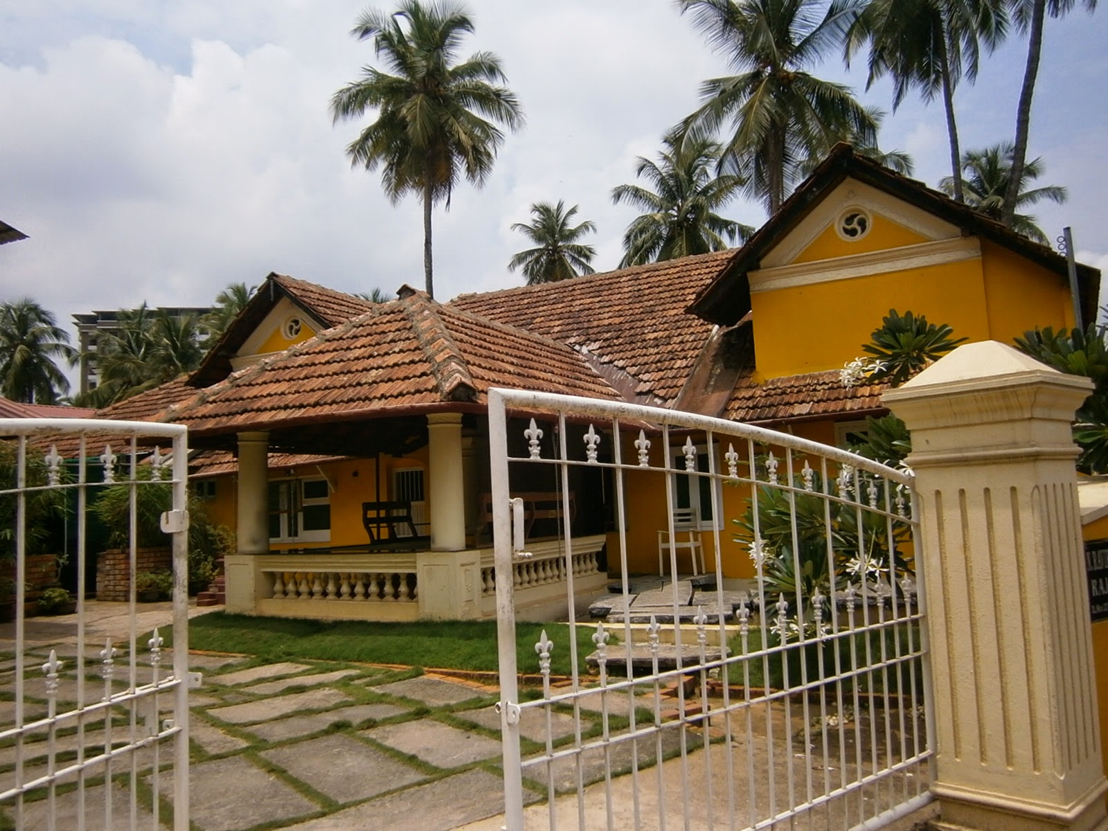 mangalore tile, old mangalore house ira spa mangalore home of mr. jayaraj shetty