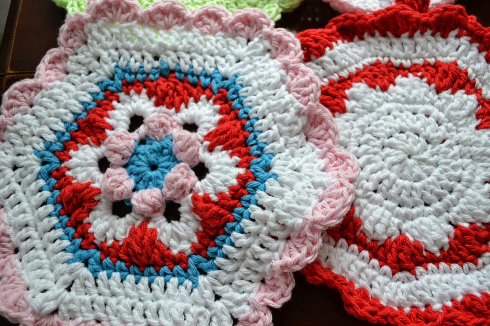 Closet Crafter Old Fashion Crocheted Potholders