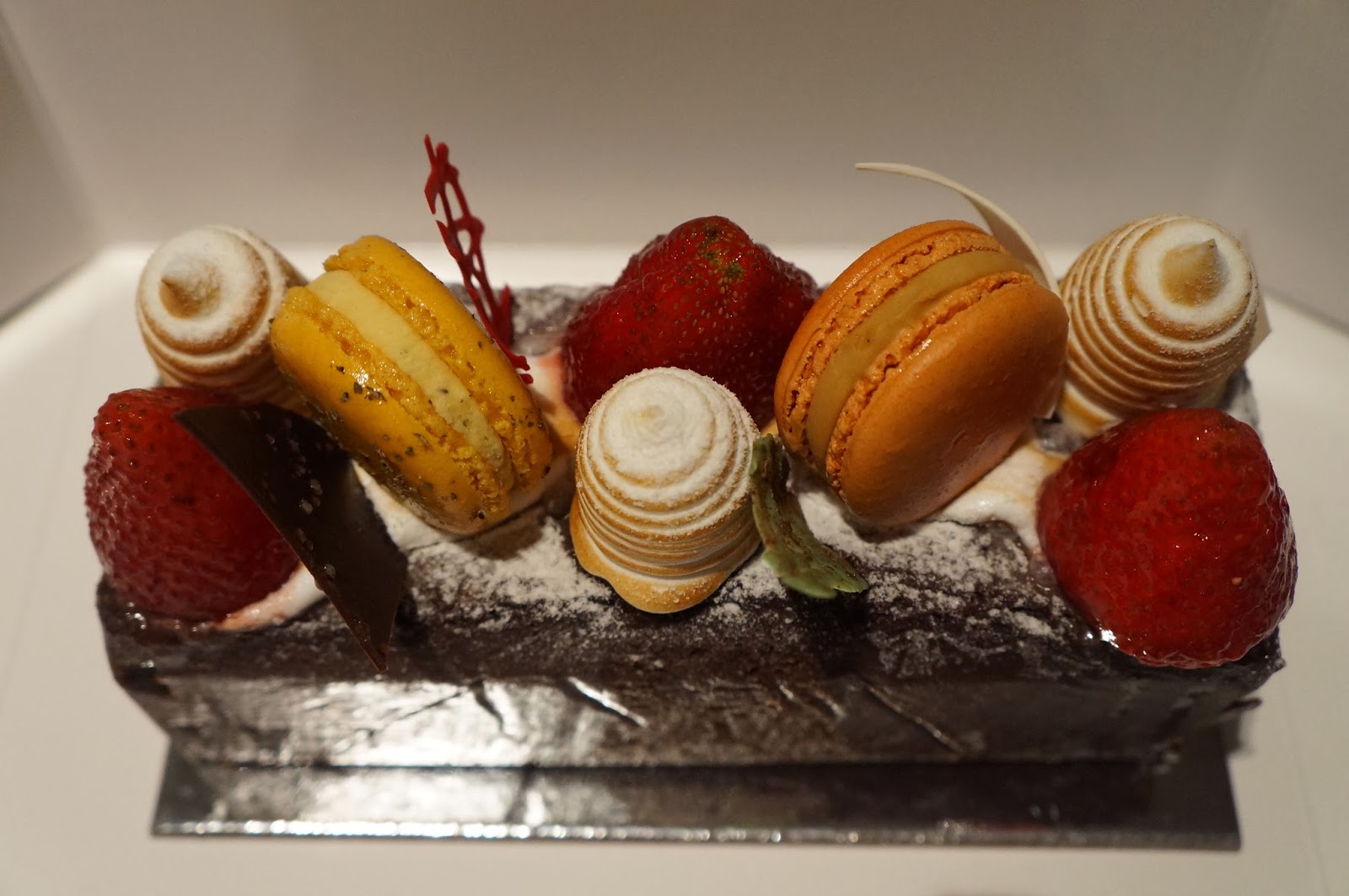 Zumbo S Just Desserts Birthday Cakes Zumbo S Just Desserts Birthday Cakes