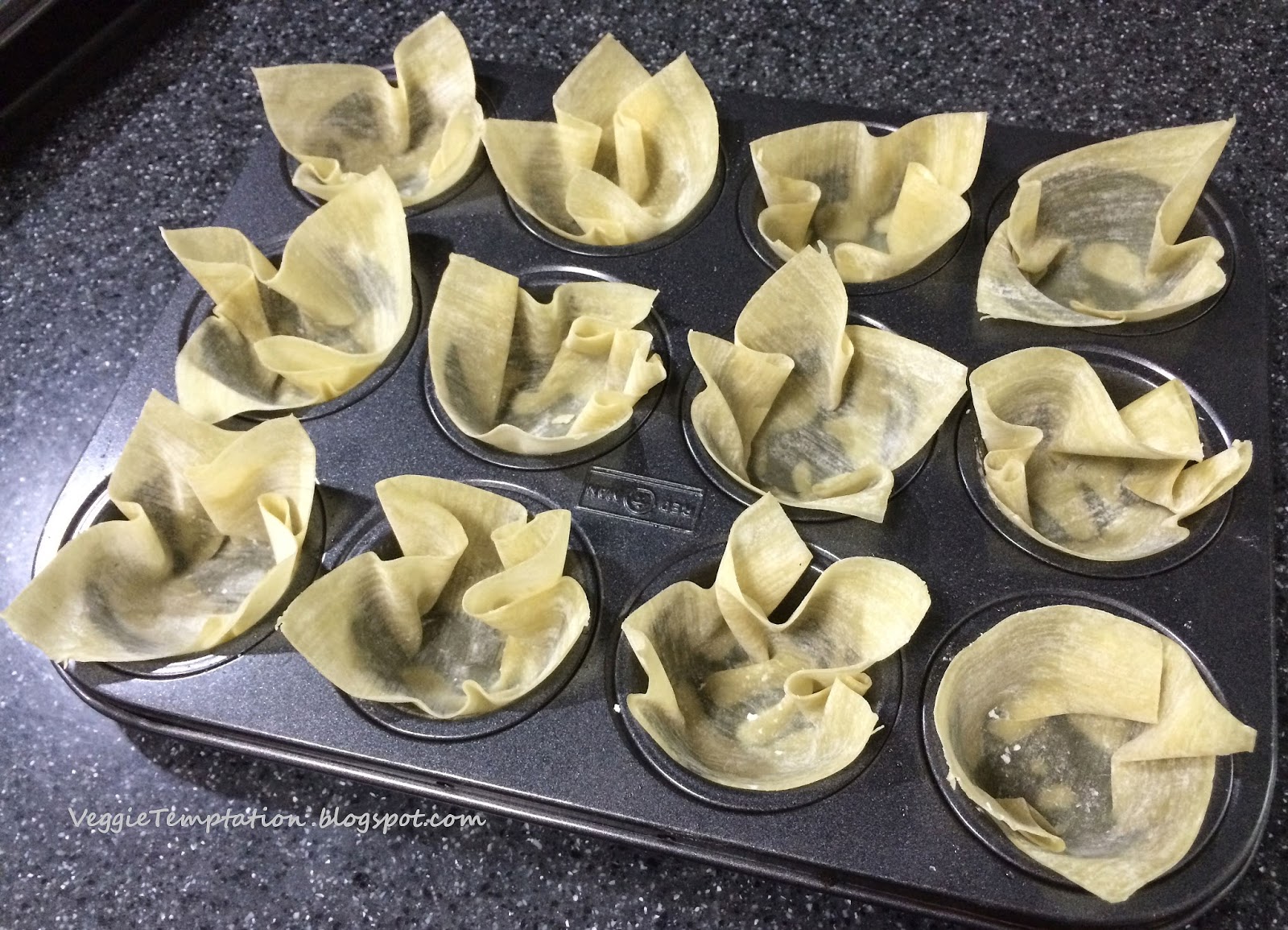 ♥ Veggie Temptation Baked Mini Lasagna Cup in Wonton Skin (In Muffin Pan!)