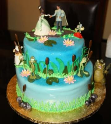 The Princes and The Frog Cake disney princess and frog cakes. The Princes and The Frog Cake