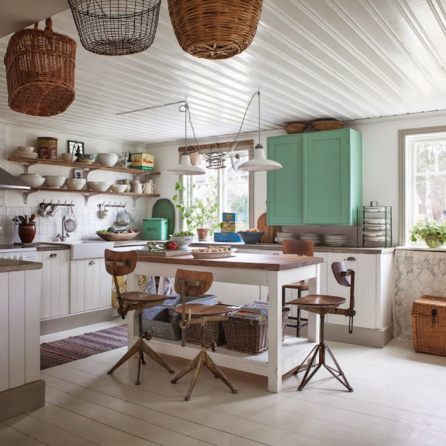 ANYA ADORES Country kitchen love