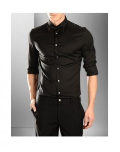 moda camisa negra hombre