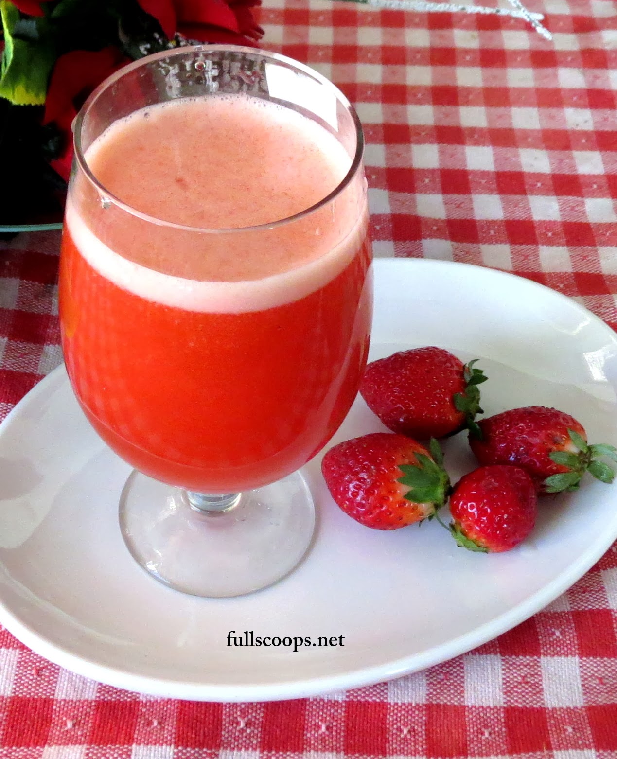 Strawberry Lemonade Recipe Full Scoops A food blog with easy,simple