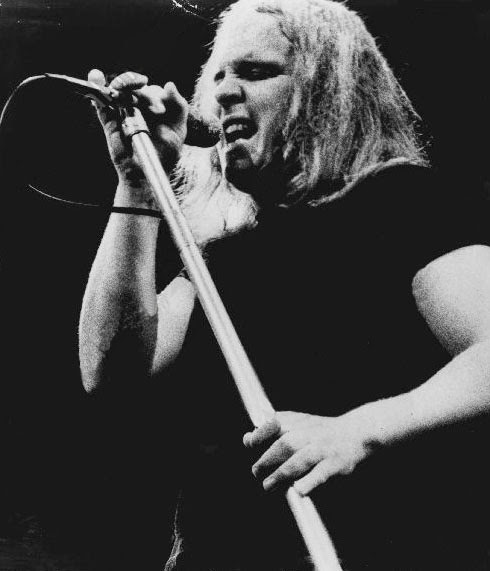 wilkeson singles Explore playlists and quizzes, catch up on trivia, and listen to leon wilkeson music on mp3com leon russell wilkeson (2 april 1952 - 27 july 2001) was the bassist of southern. wilkeson singles Explore playlists and quizzes, catch up on trivia, and listen to leon wilkeson music on mp3com leon russell wilkeson (2 april 1952 - 27 july 2001) was the bassist of southern.
