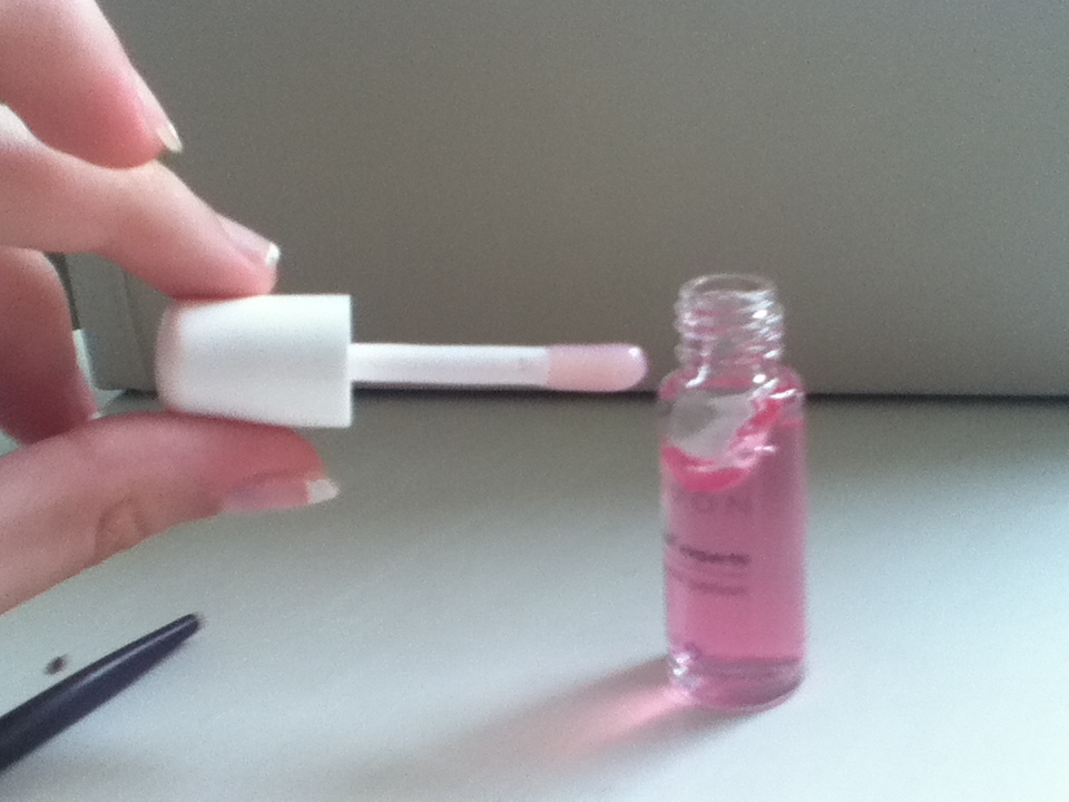 Everything makeup Avon Nail Experts Grow potion review
