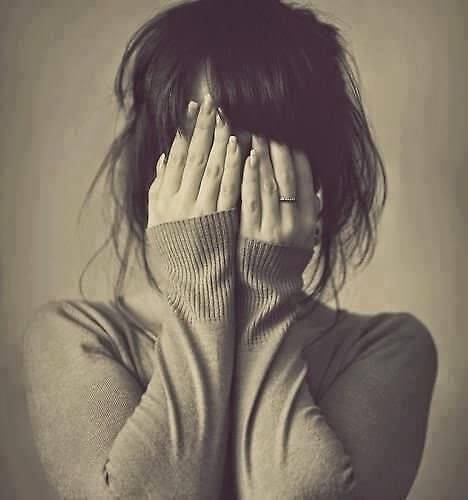 Hình ảnh tình yêu buồn khóc Hình ảnh tình yêu buồn khóc