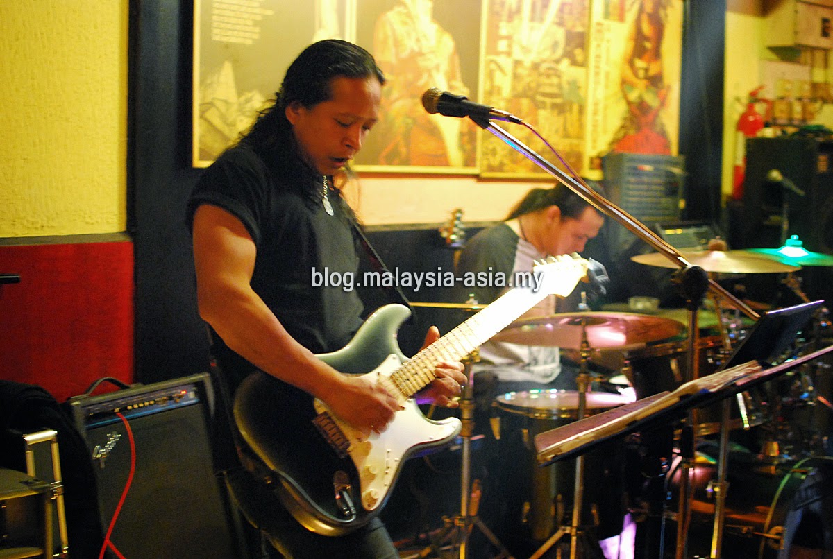 Live Band Music at Bars in PJ, Selangor