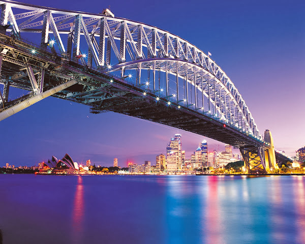            Sydney_Harbour_Bridge_at_Night,_Australia