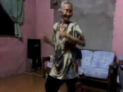 nenek goyang dangdut