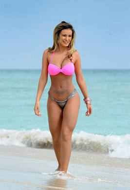 Andressa Urach CR7 - infolabel.blogspot.com Andressa Urach CR7 - infolabel.blogspot.com