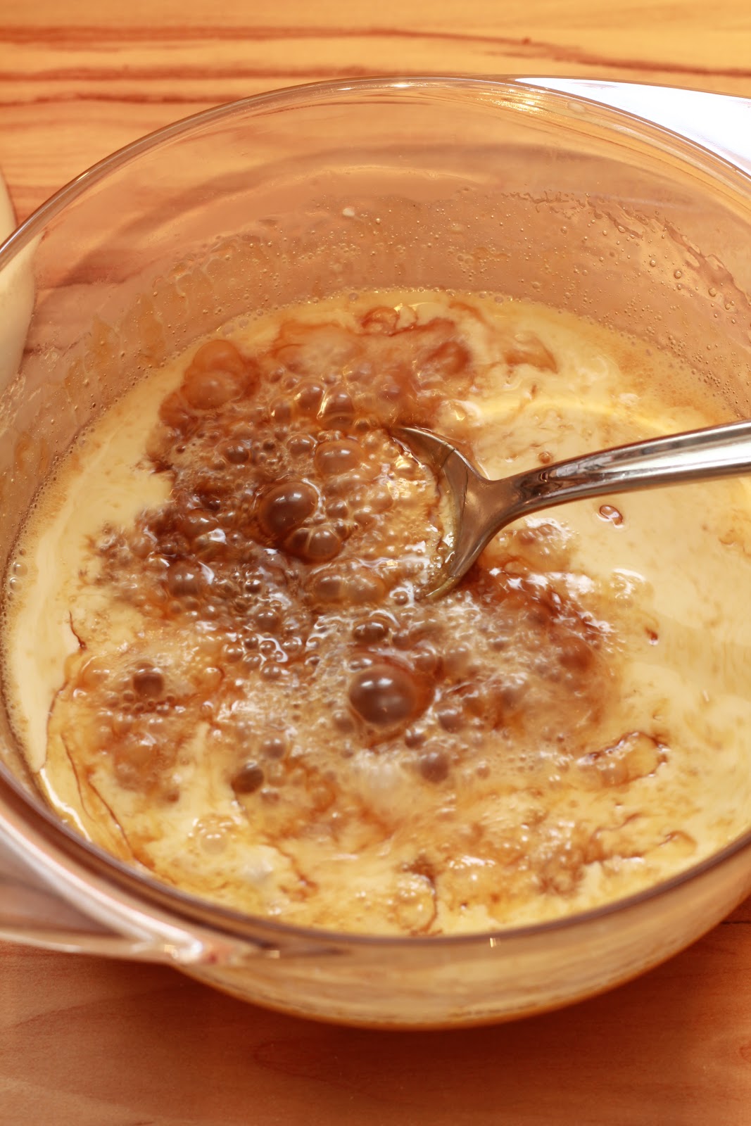 Caramel inratable express en 5 minutes au micro ondes pour une sauce