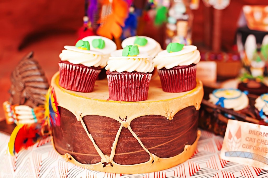 Adriana Gaspar e Marcela Castro Festa de índio!