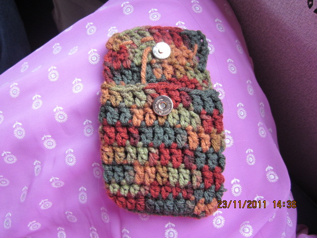 CREATIVE HALL: EASY CROCHET COIN PURSE