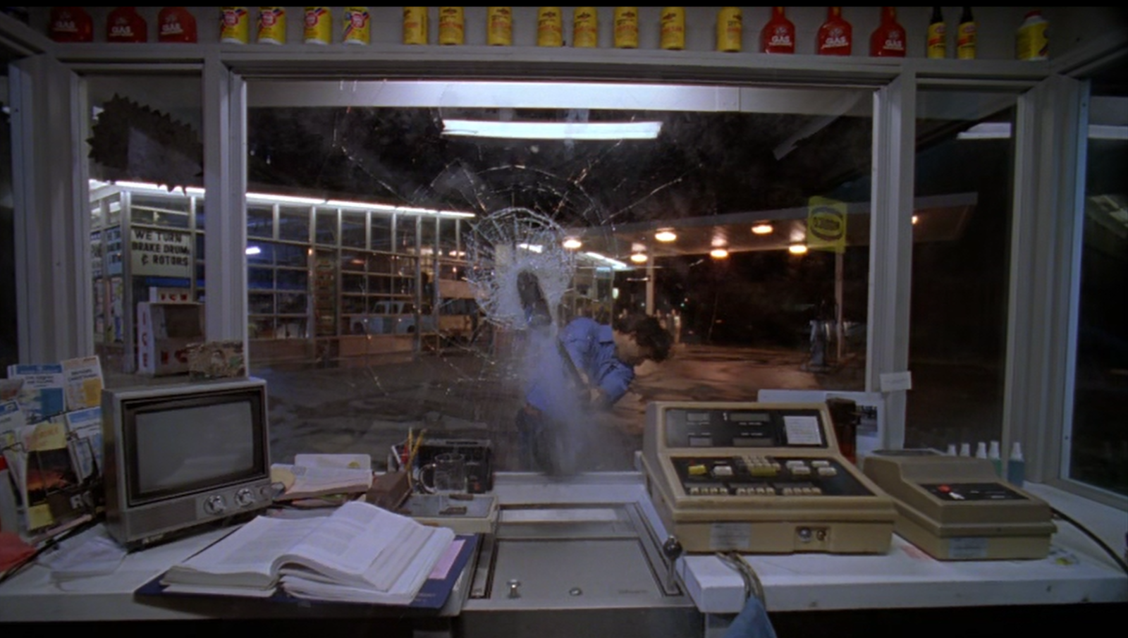 MCBASTARD'S MAUSOLEUM Bluray Review BODY BAGS (1993)