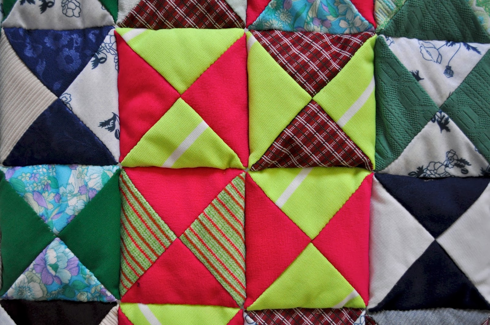 Wonkyworld puffy polyester broken dishes quilt