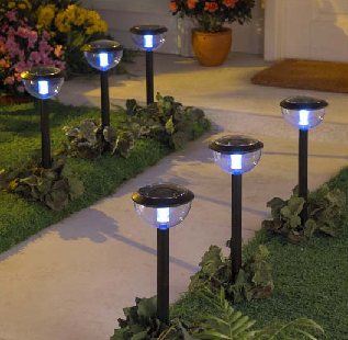 Garden Decor: Solar Garden Decor For 2011