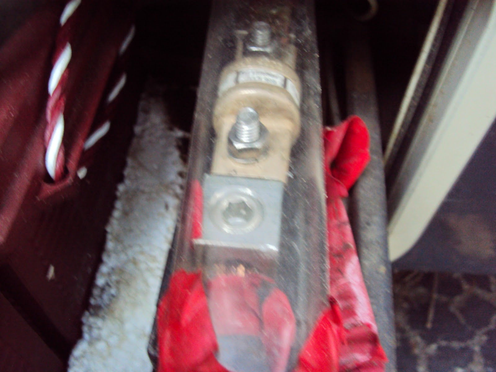 WanderMan The Importance Of A Catastrophe Fuse For Your RV Battery Systems