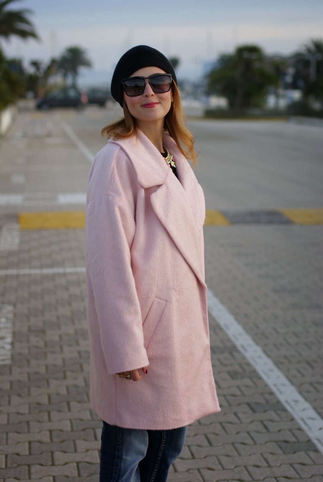 Pink oversized coat | Fashion and Cookies - fashion and beauty blog
