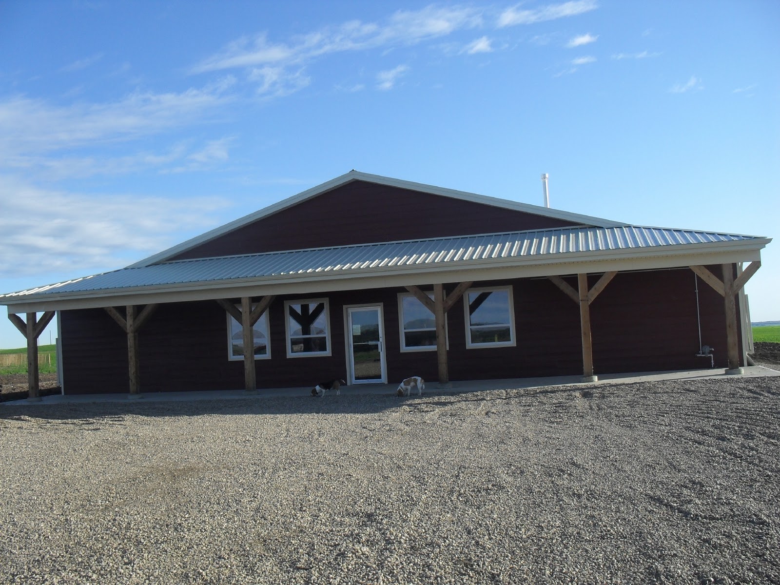 Old MacDonald Kennels located near Ponoka AB Pet Boarding, Ponoka