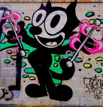 Grafiti La Eire Gata Graffiti A Girl From Barcelona