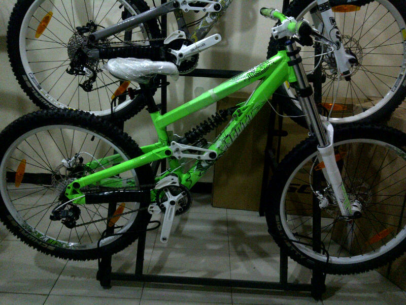 scott voltage fr 20 2011