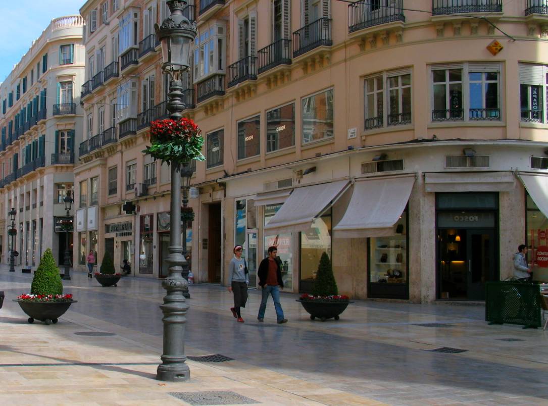 Málaga es mi ciudad. la calle que nunca duerme La calle Larios de Malaga