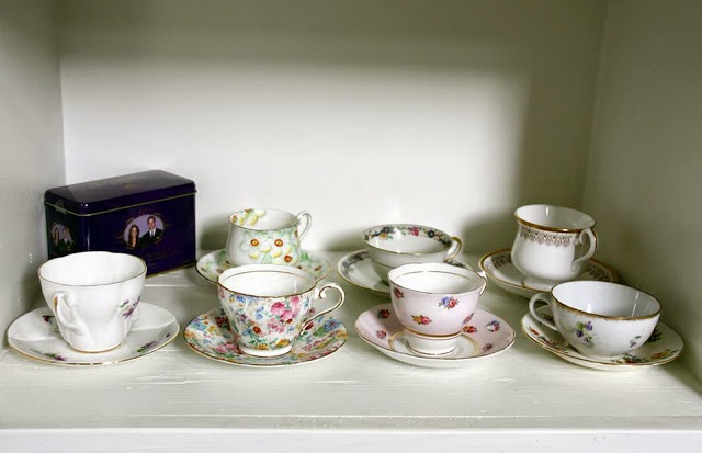 vintage tea cups