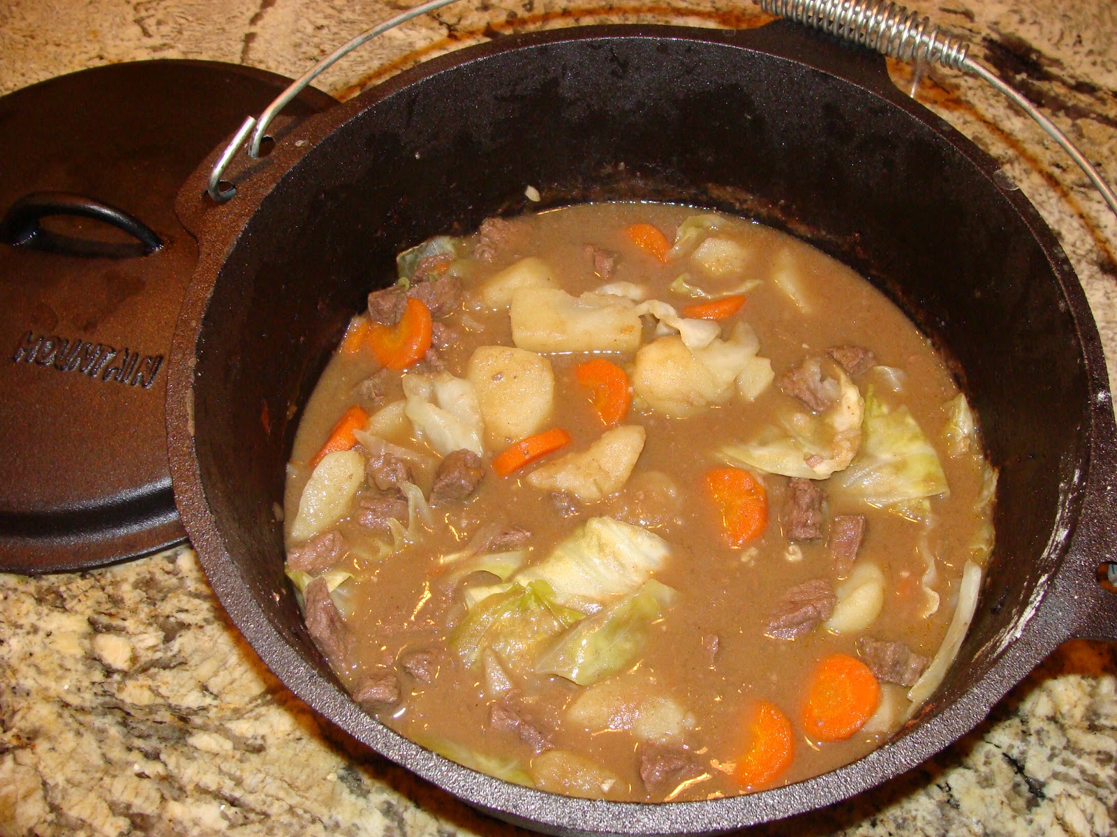 Iron Pot Cooking Dutch Oven Beef Stew