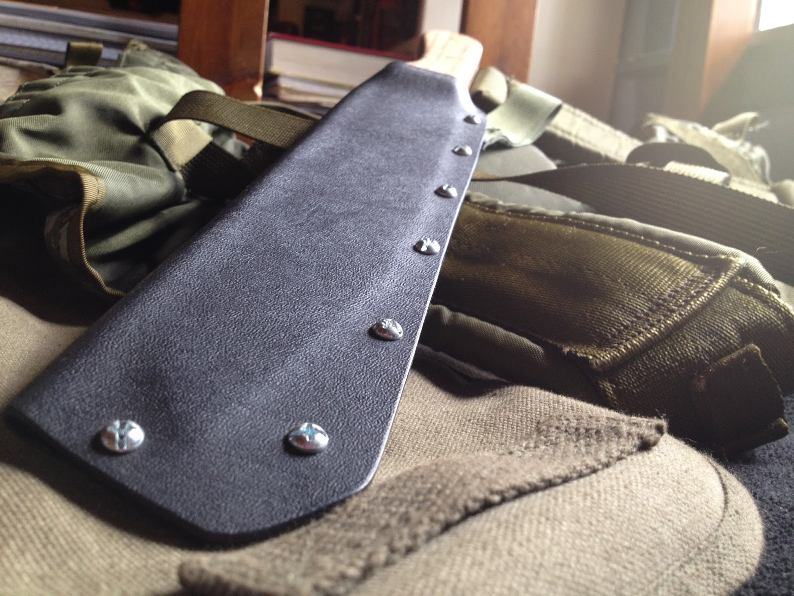 Jake Makes Machete/bowie knife restoration