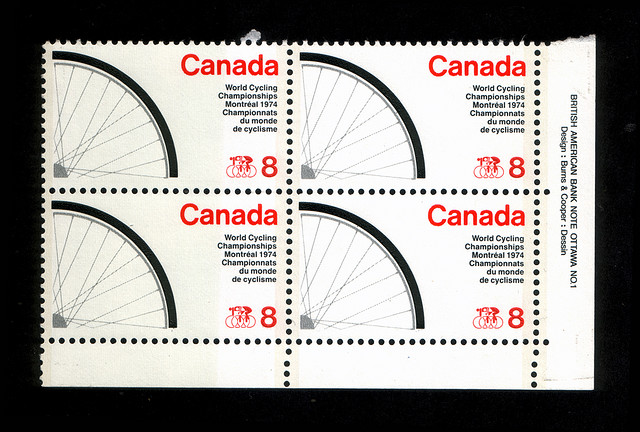 26 selos com temas de bicicletas