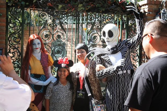 Budget Fairy Tale: Halloweentime at Disneyland 2013