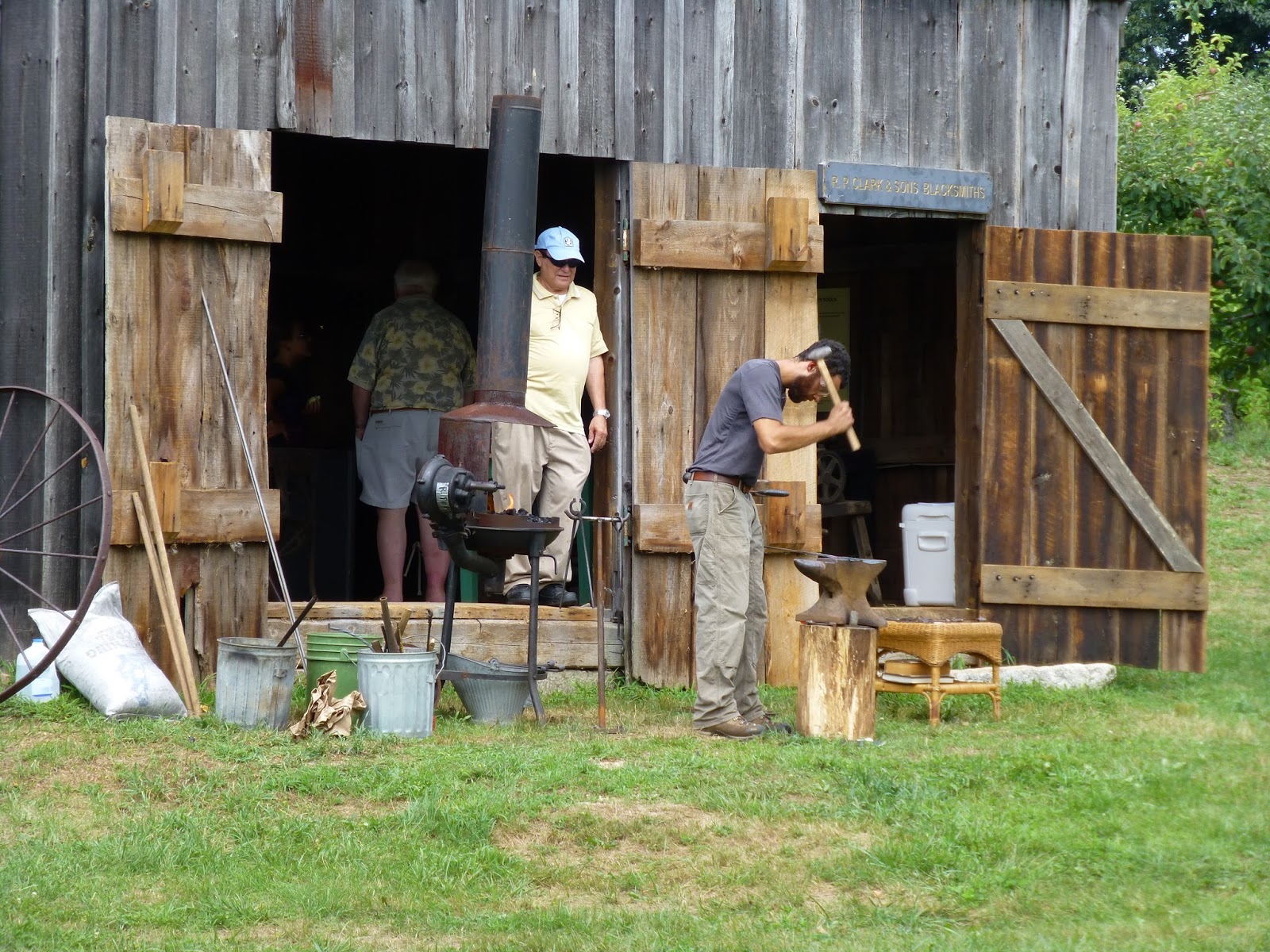 Nutfield Genealogy Old Home Days! Londonderry, New Hampshire 2013