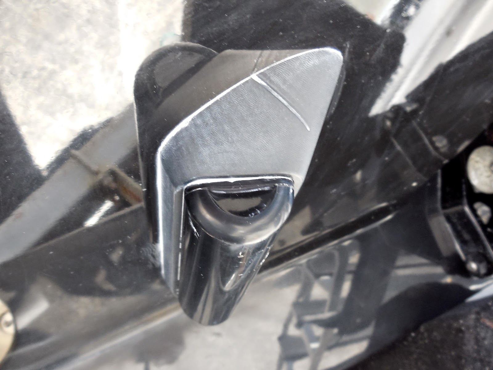 The Marine Installer's Rant Installing the Garmin Side and DownVü