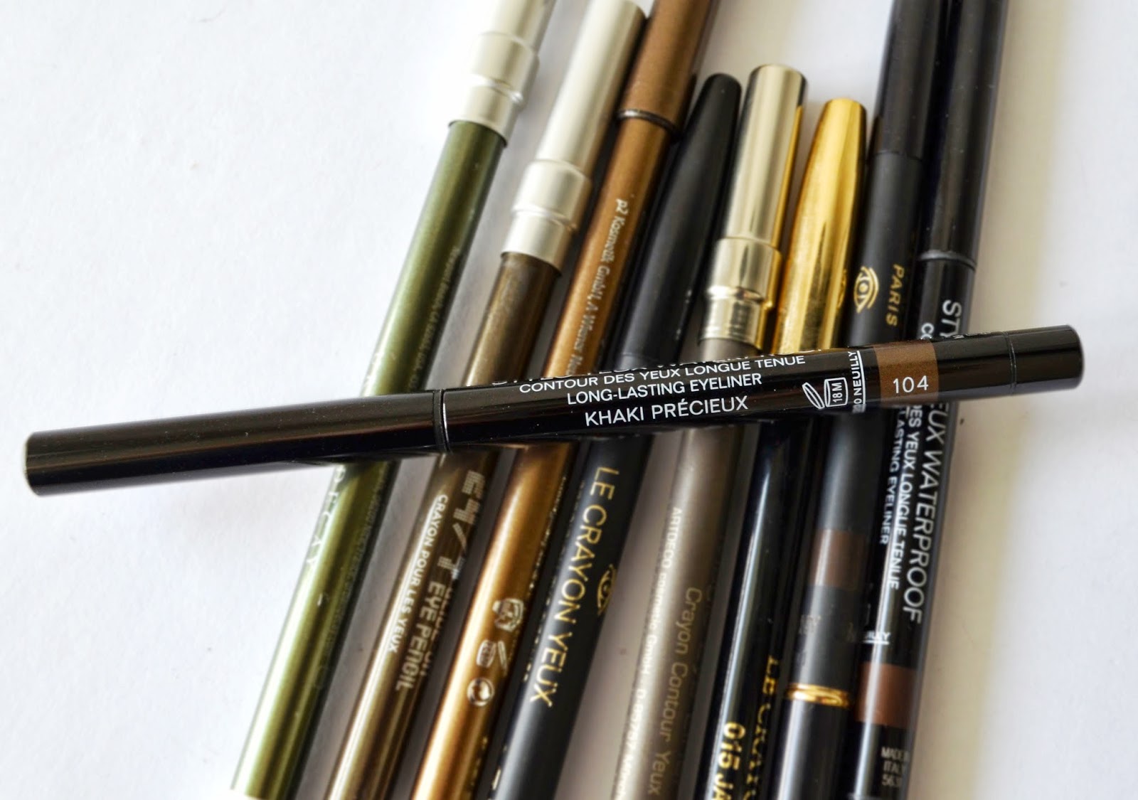 Chanel Stylo Yeux Waterproof #104 Khaki Precieux from Superstition Fall  2013 Collection, Review & Comparison