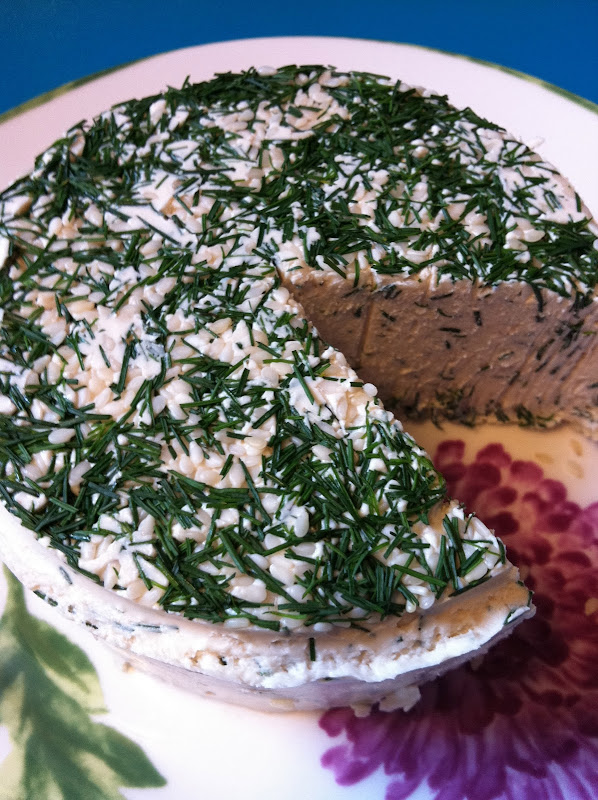 Cashew Dill Cheese title=
