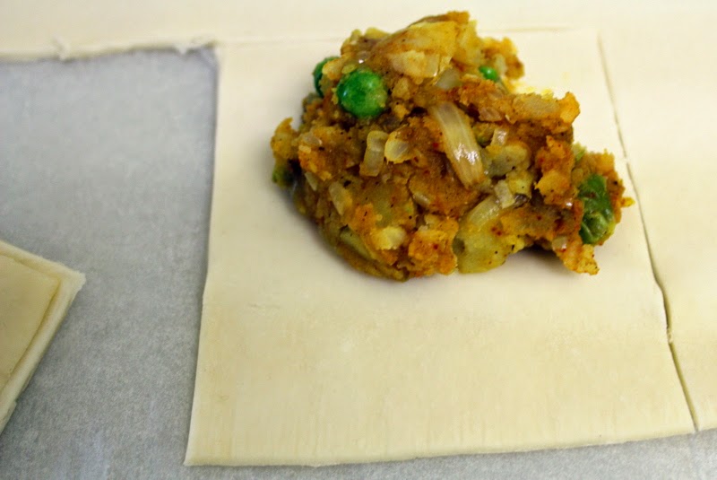 Recipe Of Vegetable Puff How To Make Veg Puff VegRecipeWorld