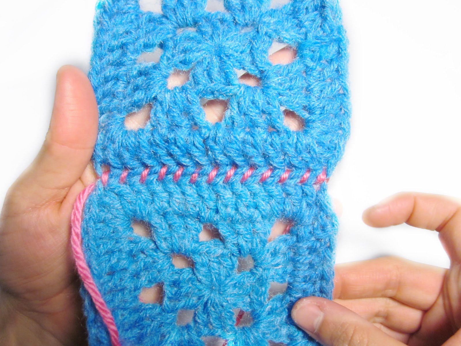 ... : How to Join Squares Seamlessly in Crochet - Whip Stitch Method