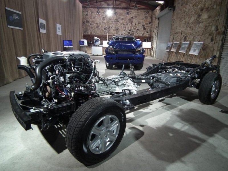 2012-Ford-Ranger-XLT-Chassis-2.jpg