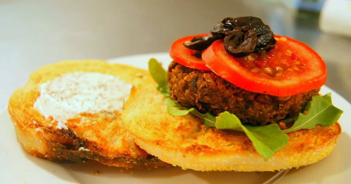 Vegan Ventures in Cuisine: KB's Bangin' Veggie Burgers
