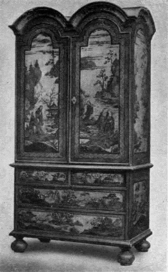 Traditional German Cabinet Furnitur