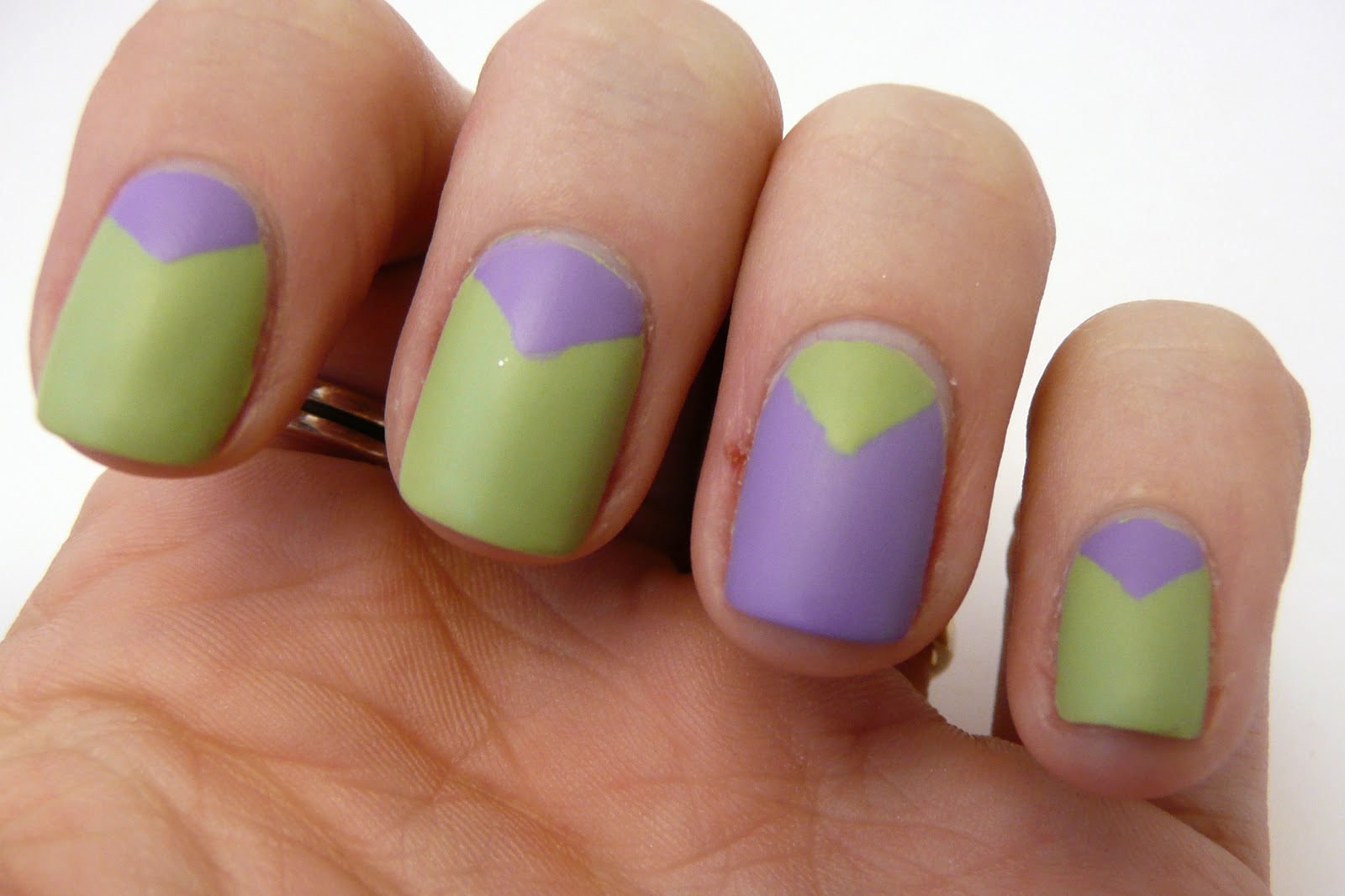 Casa de Polish Review Essie Matte About You Top Coat