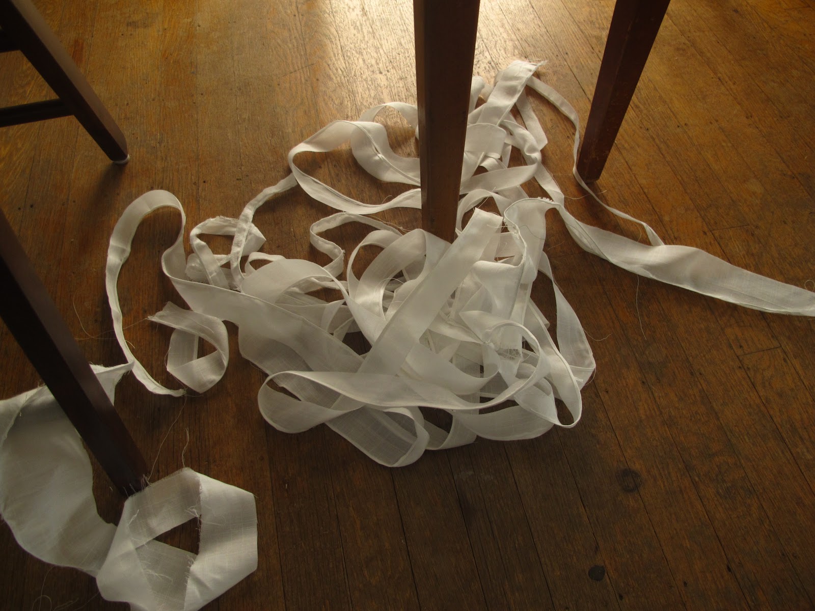 Just a girl with a hammer How to make your own FrenchBelgian linen drapes