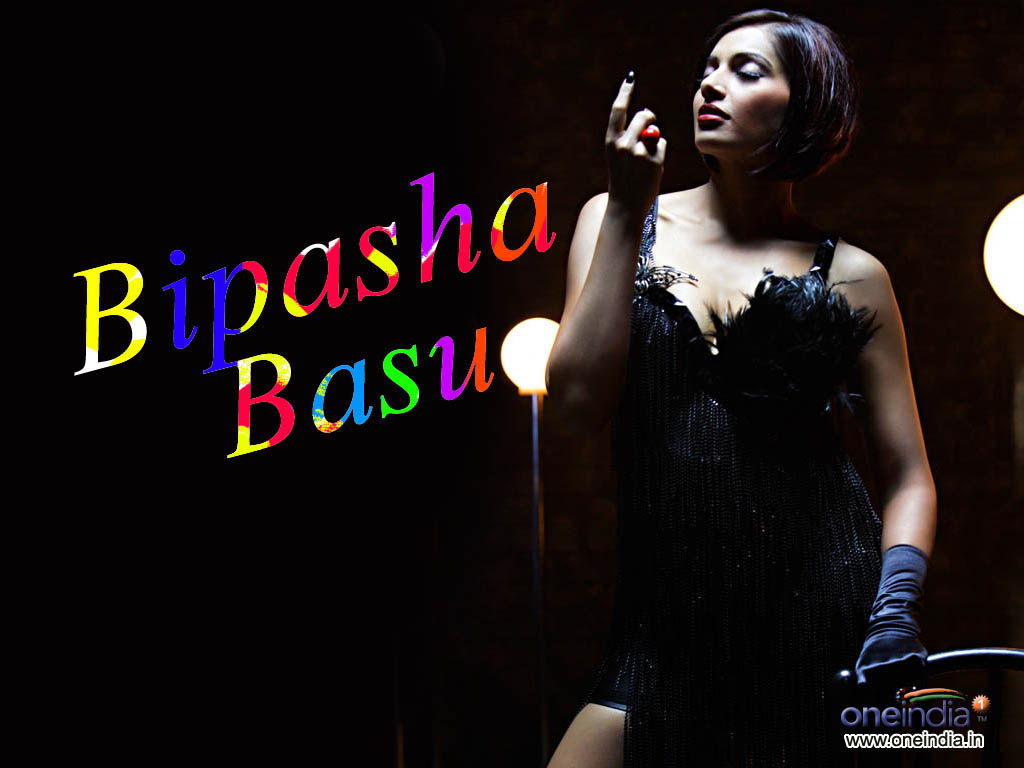 http://4.bp.blogspot.com/-relwGxLJ7QQ/TuGNAdBfUII/AAAAAAAANDI/CJSp5Mb7pwg/s1600/bipasha-basu_001.jpg